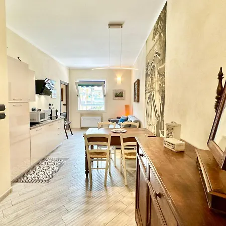 Apartament Hostdomus - Casa Betta *